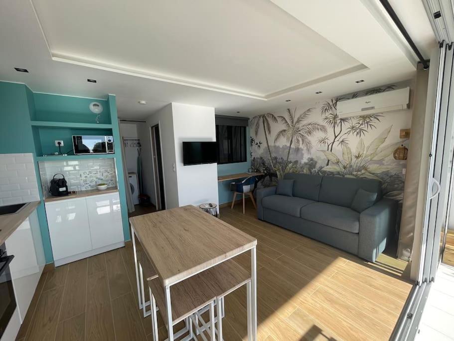Apartment Le Bali , Terrasse, Piscine Et Parking Prive Cap-d'Ail