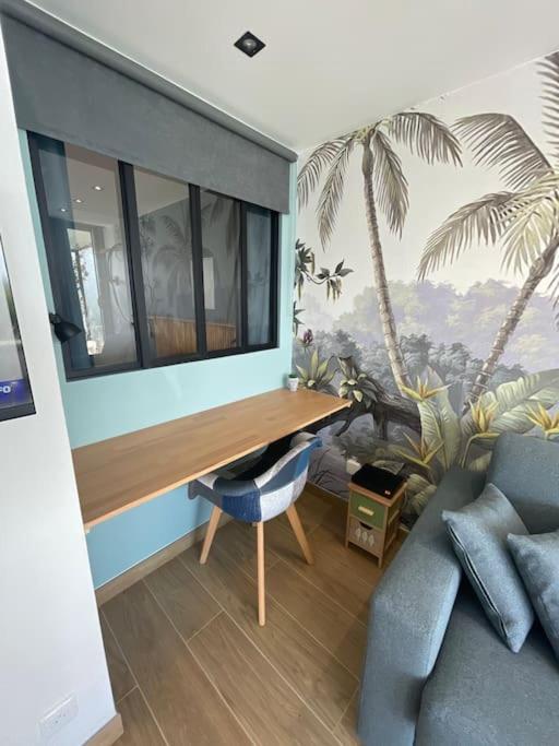 Apartment Le Bali , Terrasse, Piscine Et Parking Prive Cap-d'Ail